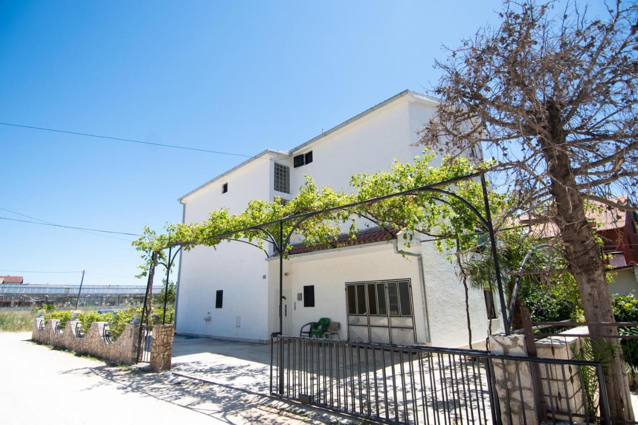 Apartmani Ivana Kastela Exterior photo